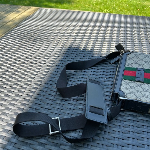 Gucci - Picture 7 of 9